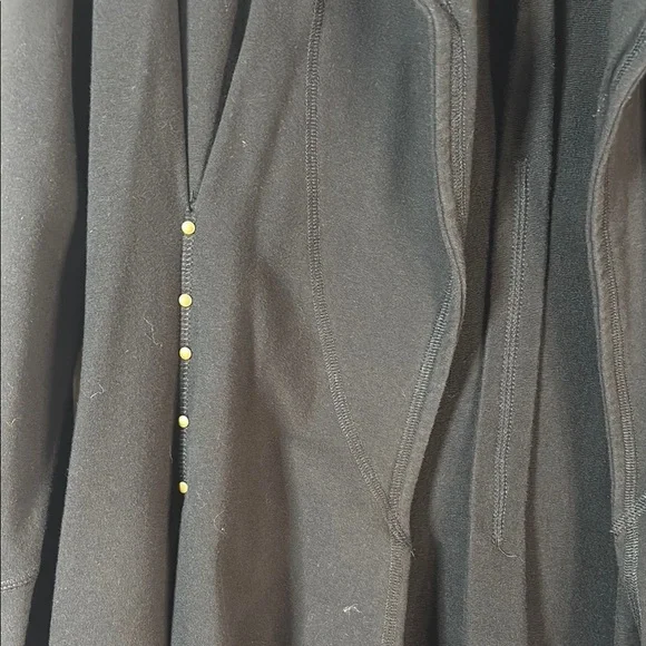 Elegant Black Long Coat - Picture 5 of 15